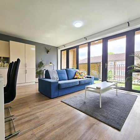 Centrally Located Spacious Flat Near Canary Wharf London Bagian luar foto